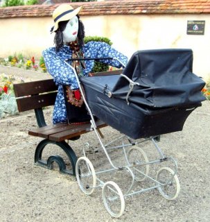 14.06.2014. Fête des Épouvantails à Saint-Genou